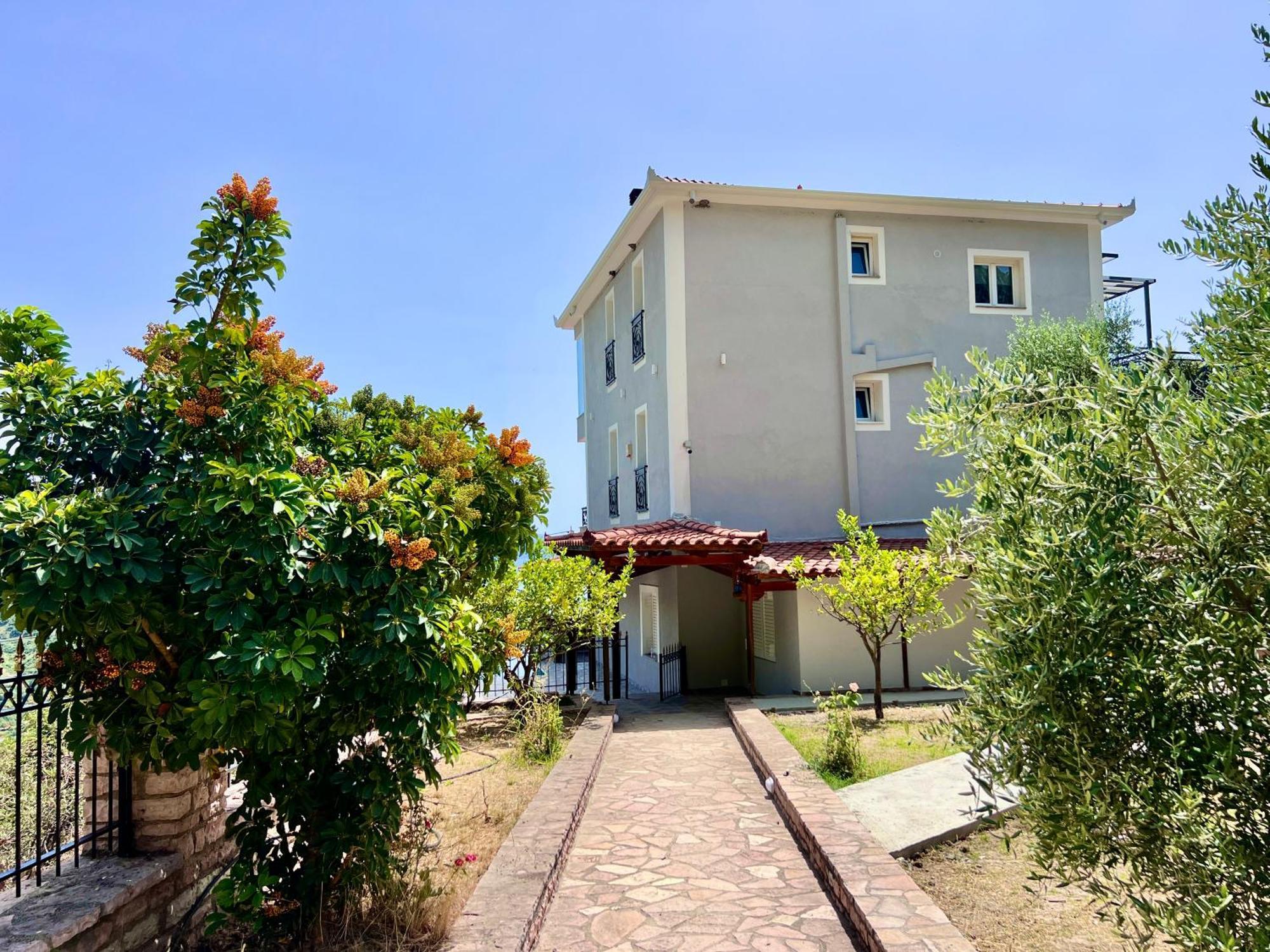 Vila Elezi Piqeras Borsh Extérieur photo