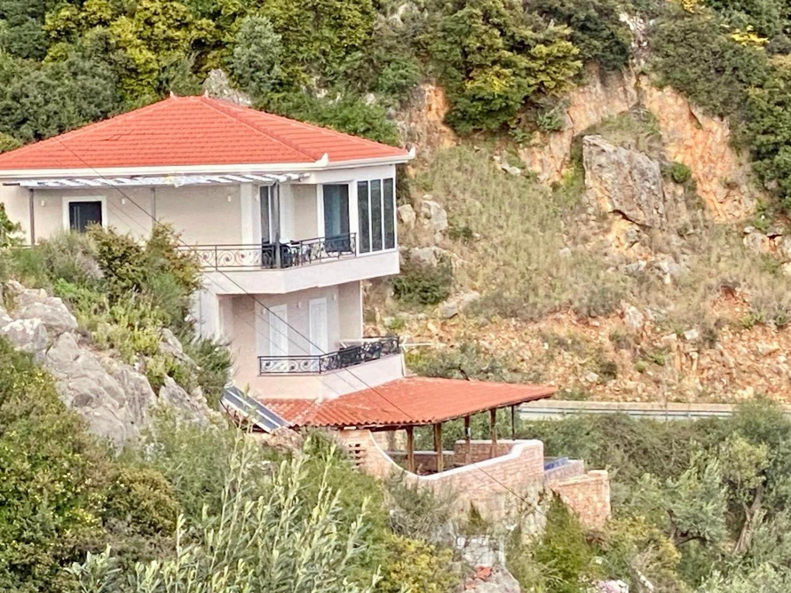 Vila Elezi Piqeras Borsh Extérieur photo